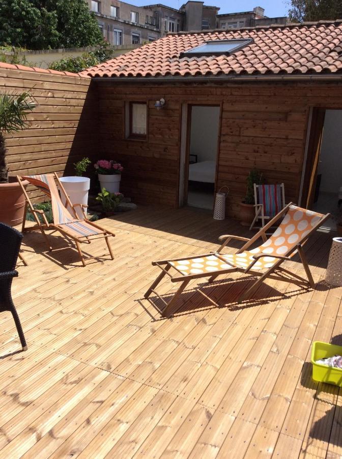 לה רושל Superbe Appartement Avec Terrasse En Centre Ville מראה חיצוני תמונה